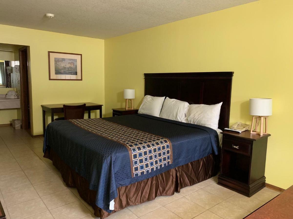 Riverwood Inn Glenwood エクステリア 写真